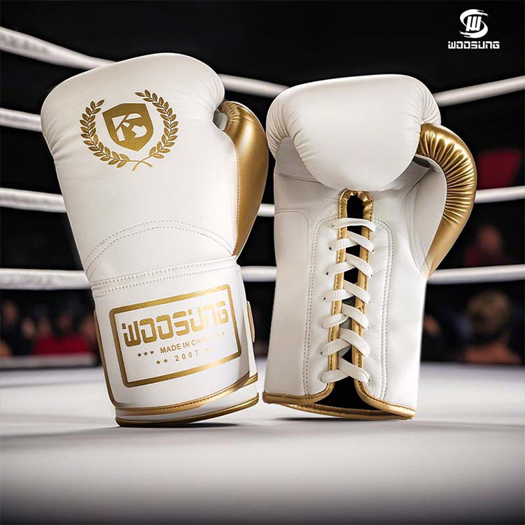 Guanti di boxe in pelle